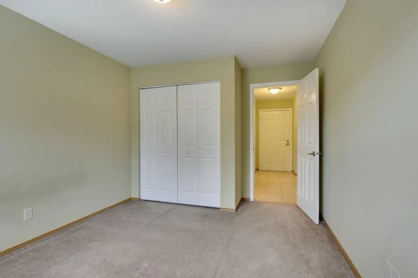 Bedroom 1 Closet Right