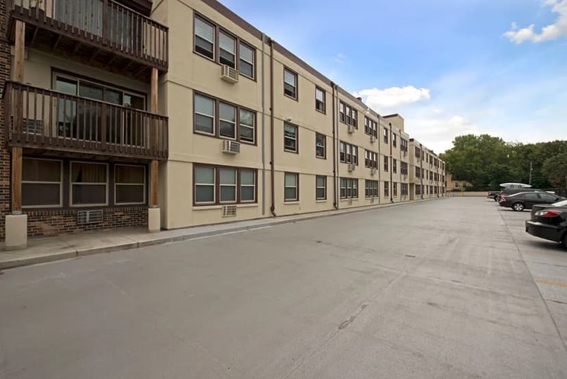 Parking Lot